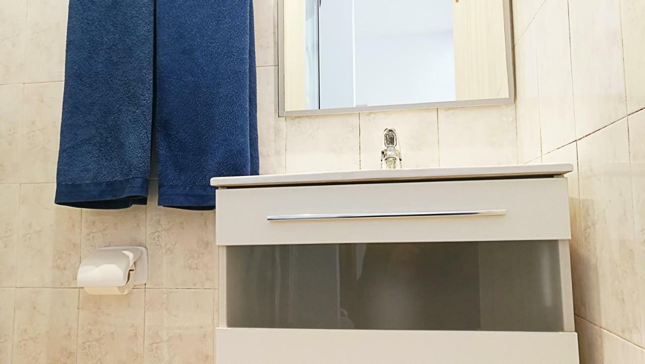 Apartamento Barcelona 10 Διαμέρισμα Σαλού Εξωτερικό φωτογραφία
