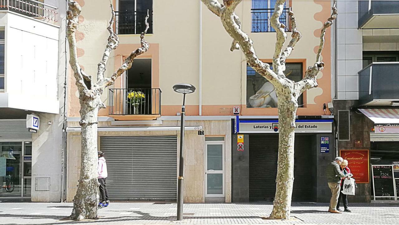Apartamento Barcelona 10 Διαμέρισμα Σαλού Εξωτερικό φωτογραφία