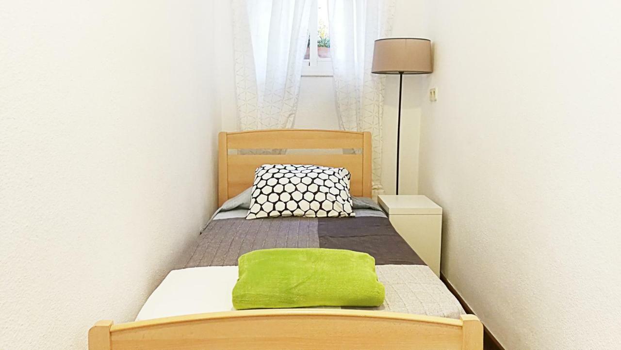 Apartamento Barcelona 10 Διαμέρισμα Σαλού Εξωτερικό φωτογραφία